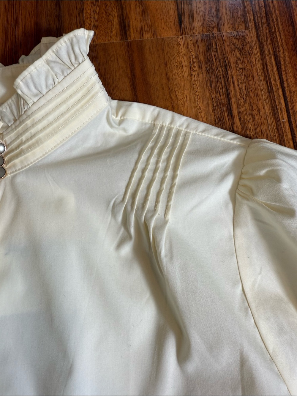 Simple Retro Cream Ruffled High-Neck Button Front Blouse - Size S - Picture 7 of 14